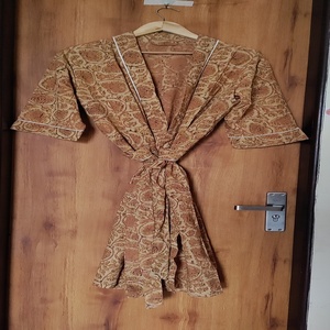 ชุดกิโมโนผ้าฝ้ายลายดอกพิมพ์บล็อกอินเดีย เสื้อผ้าลำลองเนื้อนุ่ม ระบายอากาศได้ดี ชุดฤดูร้อน ราคาขายส่ง - Product Image 1