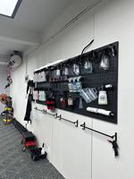 Outils de détail de voiture KLCB outil de planche suspendue crochet montage mural panneau de cheville pour atelier de garage de voiture