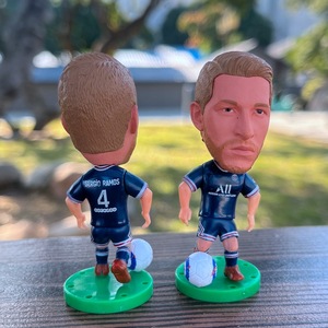 Figurines en PVC de l'équipe de football du Qatar, modèle de figurine de l'étoile du football Mesi, ornements, cadeaux, supports de figurines - Product Image 3