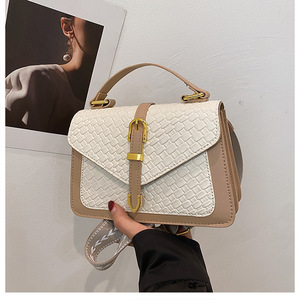Sacs à main de luxe tissés pour femmes 2026 – Design tendance <span class=keywords><strong>avec</strong></span> fermoir, pochettes élégantes en cuir PU pour femmes <span class=keywords><strong>avec</strong></span> <span class=keywords><strong>large</strong></span> bandoulière - Product Image 2