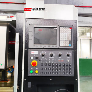Centre d'usinage CNC vertical <span class=keywords><strong>5</strong></span> axes avec commande GSK et broche BT40 - Product Image 4
