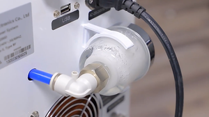 Weifang KM Electronics Co. Ltd Nouvelle version améliorée de l'épilateur laser à diode portable 808 nm, machine d'épilation avec analyseur de peau - Product Image 3