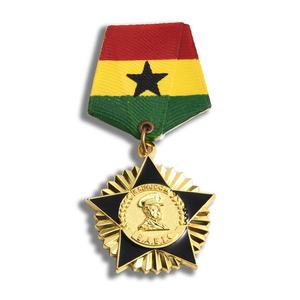 Medalla Personalizada de Esmalte Dorado con Logotipo en Forma de Estrella de Alta Calidad y Diseño de Lujo - Product Image 1