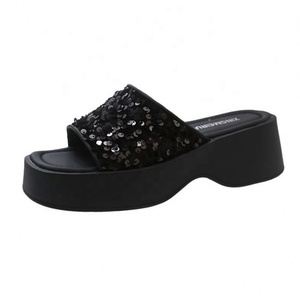 Nouvelles sandales d'été noires à paillettes pour femmes, à plateforme, à enfiler, à bout ouvert, à talon haut, confortables, avec lanières avant et arrière - Product Image 6