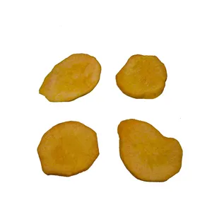 Patatas fritas secas al vacío, producto en oferta, en rodajas