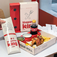 Boîte à Shawarma de poulet biodégradable et écologique personnalisée pour restaurant, avec compartiment pour sauce et coupelle à trempette, idéale pour la restauration rapide et les événements.