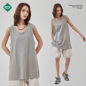 ARTIE Men's Wear ④ 2024 Primavera y verano Nuevas llegadas Hem Slit Washed Old Batik Retro Chaleco Hombres - Product Image 5