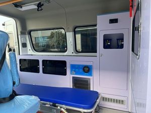 Nouvelle <span class=keywords><strong>ambulance</strong></span> électrique avec équipement médical complet pour les secours d'urgence et le transport sécurisé des patients - Product Image 5