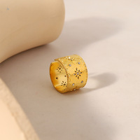 Französischer Stil Breiter Ring Vergoldeter Edelstahl Handgefertigte Damen-Accessoires Schöner Fingerring mit Sonnenblumen-Design