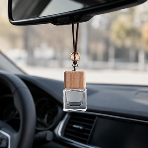Diffuseur de voiture en verre transparent, flacon pour huiles essentielles, porte-parfum aromatique avec bouchon en bois - Product Image 5