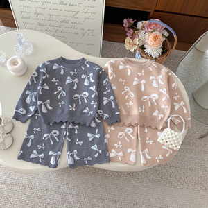 Versione coreana in autunno da bambina Set Casual in maglia Jacquard <span class=keywords><strong>felpa</strong></span> con fiocco <span class=keywords><strong>pantaloni</strong></span> lunghi in alto con parte inferiore del bambino - Product Image 3
