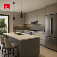 Allandcabinet Meuble de cuisine moderne laqué avec panneau en dalle, îlot cascade intégré et armoire murale lumineuse