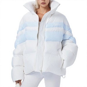 Vêtements de créateur classiques de haute qualité, veste à capuche noire de luxe imperméable, veste matelassée chaude résistante au froid, doudoune pour femmes - Product Image 1