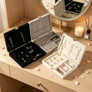 Boîte de rangement à bijoux en velours multi-compartiments, étui de présentation verrouillable avec boucle métallique pour colliers, bagues, boucles d'oreilles et bracelets - Product Image 6