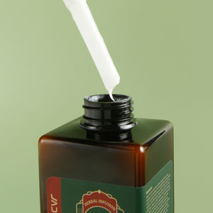 Vente en gros d'huile à base de plantes favorisant la croissance des cheveux Anti-chute Répare les cheveux abîmés Sérum hydratant pour le cuir chevelu Shampooing et après-shampoing - Product Image 6