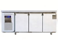 Lemari Pendingin Dapur Komersial Tiga Pintu Model Workbench dengan Sertifikasi Energy Star dan Kontrol Suhu Digital