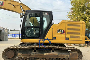 Mini-excavatrice hydraulique Caterpillar CAT323 d'occasion, type chenille, moteur 2024, d'origine japonaise - Product Image 2