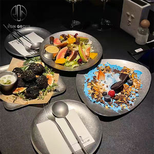 Assiettes en acier inoxydable à motif vague d'eau, vaisselle élégante pour restaurant, <span class=keywords><strong>service</strong></span> <span class=keywords><strong>de</strong></span> restauration et <span class=keywords><strong>de</strong></span> traiteur - Product Image 5