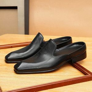 Sandales artisanales de haute qualité pour hommes, sandales d'été respirantes en cuir véritable, sandales plates décontractées pour l'extérieur - Product Image 4