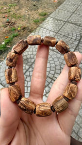 Bracelet en perles de bois naturel fait à la main, perles de bois en forme de baril, bracelet élastique pour hommes, bijoux de méditation, vente en gros, exportation - Product Image 3