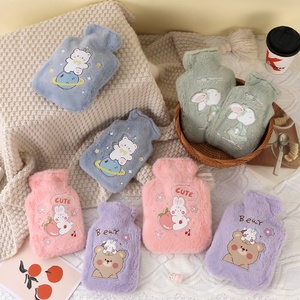 Cute Girls Plush Shoulder Hand Warmer Instant Hot Pack Warm Belly Winter Water Heating Pad-<span class=keywords><strong>Bolsa</strong></span> <span class=keywords><strong>de</strong></span> botella <span class=keywords><strong>de</strong></span> <span class=keywords><strong>agua</strong></span> caliente - Product Image 2