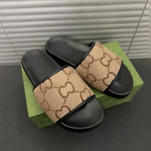 Nouvelles sandales de plage de luxe 2026 pour femmes, sandales d'extérieur de créateur, claquettes originales de marque pour femmes - Product Image 1