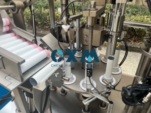 Máquina de Llenado de Tubos Blandos con Sellado por Aire Caliente, Alimentación Automática de Tubos, Codificación de Fecha y Control PLC - Product Image 5
