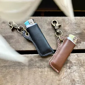 Hot Sellers 2022 Everyday Use Smoking Accessories Leather Lighter Sleeve, Leather Lighter Case / Holder with Metal Hook