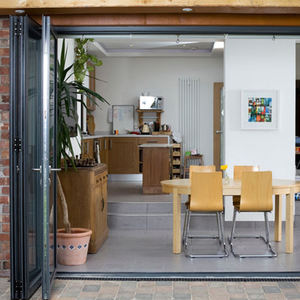 Grandes portes pliantes en verre <span class=keywords><strong>Porte</strong></span> pliante en verre <span class=keywords><strong>Porte</strong></span> <span class=keywords><strong>de</strong></span> <span class=keywords><strong>garage</strong></span> pliante verticale pliante Belle <span class=keywords><strong>porte</strong></span> pliante en aluminium - Product Image 2