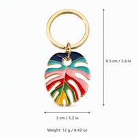 Monstera-Blatt Schlüsselanhänger aus Zinklegierung mit Emaille, Goldener Schlüsselring, Taschenanhänger, Tropischer Blattanhänger, Geschenk für Frauen und Männer, Auto- und Handtaschen-Deko