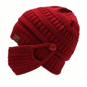 Bonnet et masque tricotés personnalisés avec logo, en acrylique épais, broderie design, pour l'hiver froid - Product Image 2