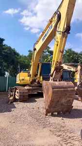 รถขุดมือสองนำเข้าจากญี่ปุ่น ยี่ห้อโคมัตสุ รุ่น PC240LC น้ำหนัก 24 ตัน ปี 2023  ใช้งาน 300 ชั่วโมง เครื่องยนต์ใช้งานน้อย ราคาถูก มีสินค้าในสต็อก - Product Image 2