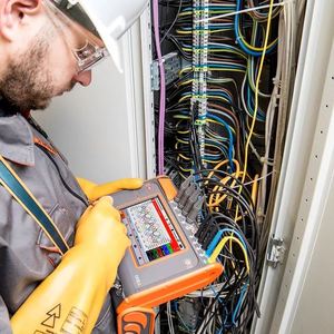 Analizador de Calidad de Energía Electrónica Sonel PQM-707 220V con 1 Año de Garantía - Product Image 2