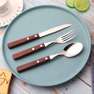 Ensemble de couverts en acier inoxydable 304 argenté pour restaurant et hôtel avec manche en bois - Product Image 4