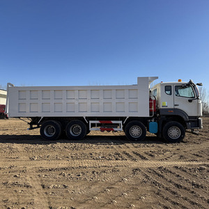 Camion benne d'occasion <span class=keywords><strong>Sinotruk</strong></span> <span class=keywords><strong>Howo</strong></span> 8x4, 40 mètres cubes, 12/10 roues, à vendre - Product Image 5