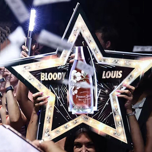 RGB <span class=keywords><strong>LED</strong></span> Có Thể Sạc Lại Câu Lạc Bộ Đêm Đăng Board Phong Cách Có Thể Gập Lại Presenter Hiển Thị Giá Cho Chai Rượu Vang Cơ Sở Câu Lạc Bộ Đêm Biển Giá - Product Image 6