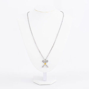 Collar con Colgante de Flecha y Girasol Dorado de Acero Inoxidable para Hombre, Diseño Geométrico, Joyería de Moda y Estilo Único - Product Image 2