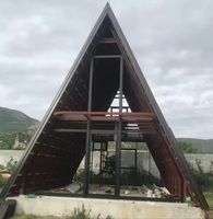 Villa de luxe préfabriquée en structure acier, kit maisonnette A-frame pour camping, module de villa de camping triangulaire de luxe