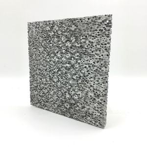 Productos de metal de espuma de <span class=keywords><strong>aluminio</strong></span> de espuma de celda cerrada con agujeros porosos personalizables para insonorización de carreteras - Product Image 4