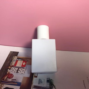 ขวดน้ำหอมแก้วสเปรย์สี่เหลี่ยมสีฟ้า <span class=keywords><strong>TF</strong></span> เปล่าหรูหราขนาด50มล. - Product Image 5