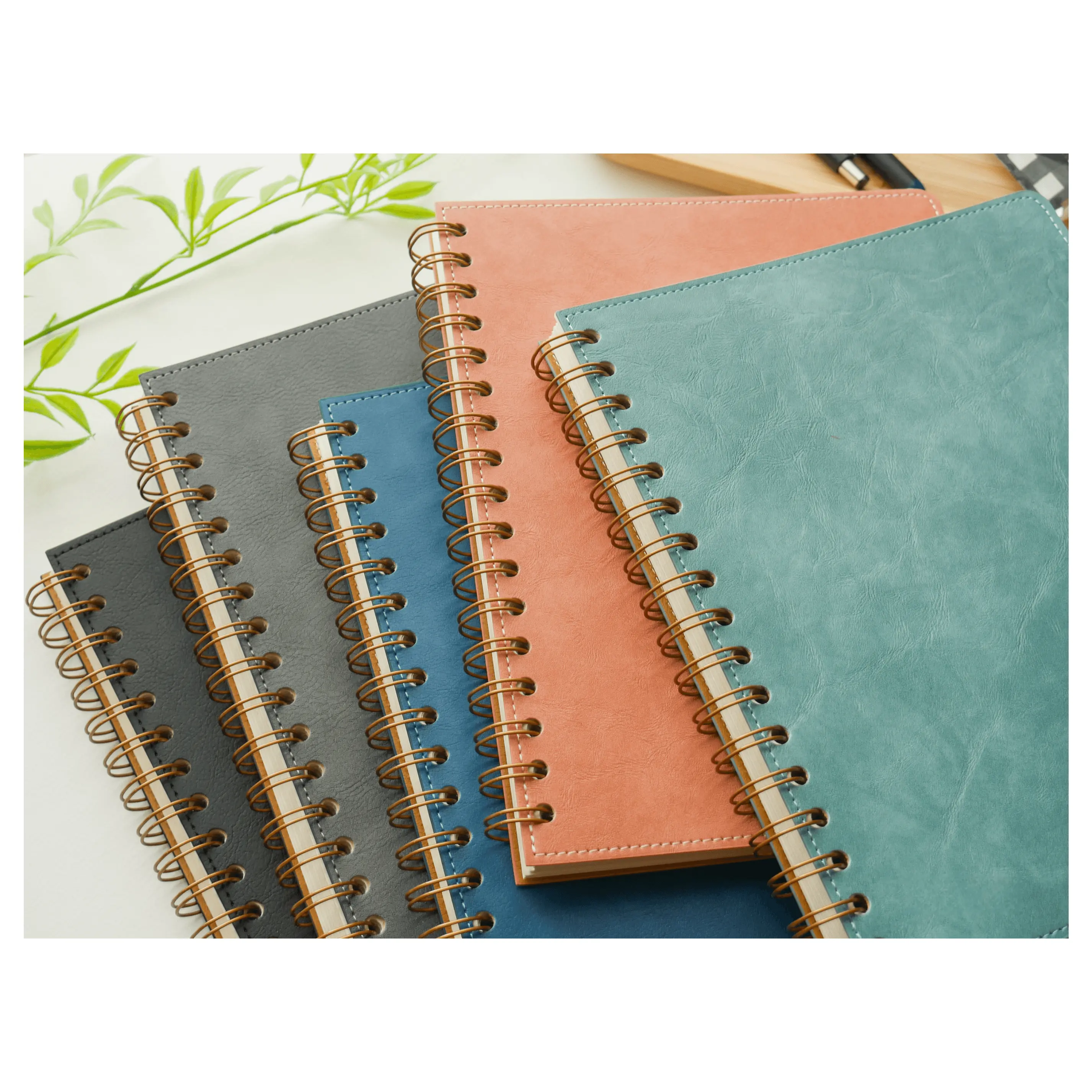 Penutup kulit PU A5 Notebook spiral kualitas tinggi buku harian logo kustom alat tulis buku harian jurnal tulisan kosong