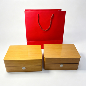 Caja de reloj de madera personalizada, caja de regalo cuadrada de lujo, estuche de almacenamiento de relojes OEM, caja de regalo de madera de marca, caja de reloj para hombre - Product Image 3