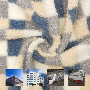 Conception populaire 100% Polyester Jacquard ours en peluche fausse fourrure Sherpa pour filles extérieur cour teint Plaid motif tissu - Product Image 3