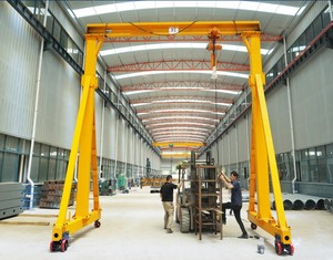 Grúa Pórtico Portátil de 2 Toneladas con Motor y Caja de Cambios, Capacidad de 10 Toneladas, Altura de Elevación de 4 m y Fuente de Alimentación - Product Image 4