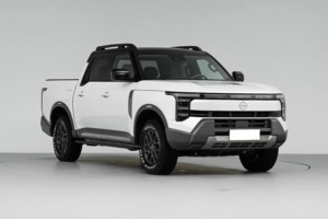 Nueva Camioneta Todoterreno <span class=keywords><strong>Nissan</strong></span> Frontier Pro PHEV 2026 de Zhengzhou, Edición Flagship, 131 km de Autonomía, Tracción en las Cuatro Ruedas, Motor 2.0T de 258 hp, 5 Plazas - Product Image 2