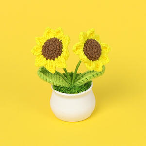 Decoración de mesa en maceta tejida a mano con dos girasoles Día del maestro Regalo de cumpleaños para niños Uionen 1494 - Product Image 1