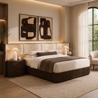 Lit plateforme moderne en chêne américain avec tête de lit capitonnée ultra-large, panneau mural, ensemble de lit king-size en bois de luxe pour chambre à coucher, hôtel, appartement