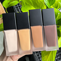 Fond de teint liquide vegan à couvrance totale, résistant à l'eau, matifiant et hydratant, marque privée