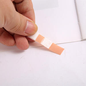 <span class=keywords><strong>Pansement</strong></span> transparent de protection de <span class=keywords><strong>pansement</strong></span> de couleur de peau microporeux imperméable de Band-Aid PE avec caractéristique de sécurité d'emballage séparée - Product Image 1