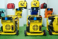 Soudeuses à points portables Mosa 3KW AC 200A 2 en 1 Machine à souder au diesel avec roues